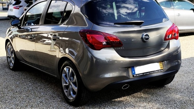 Opel Corsa E 1.0 Turbo Color Edition