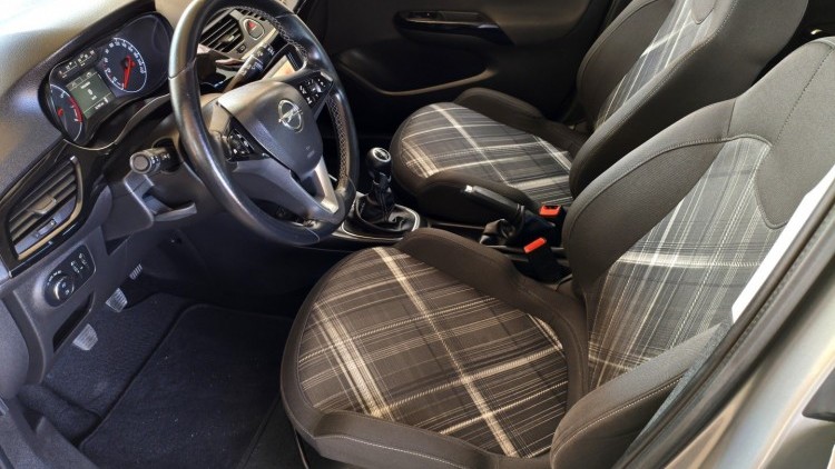 Opel Corsa E 1.0 Turbo Color Edition