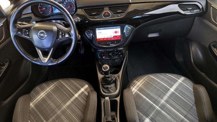 Opel Corsa E 1.0 Turbo Color Edition