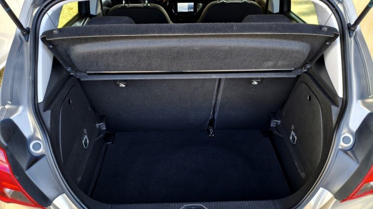 Opel Corsa E 1.0 Turbo Color Edition