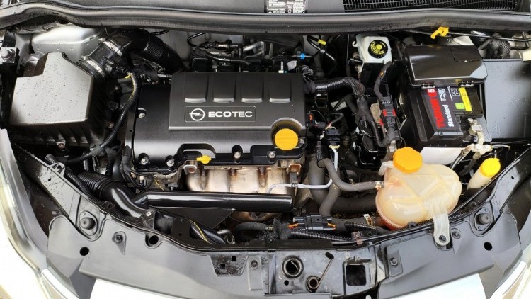 Opel Corsa 1.2 16v Enjoy