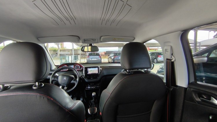 Peugeot 2008 1.6 BlueHDi GT Line
