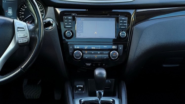 Nissan Qashqai 1.6 DCi X-Tronic Tekna Premium